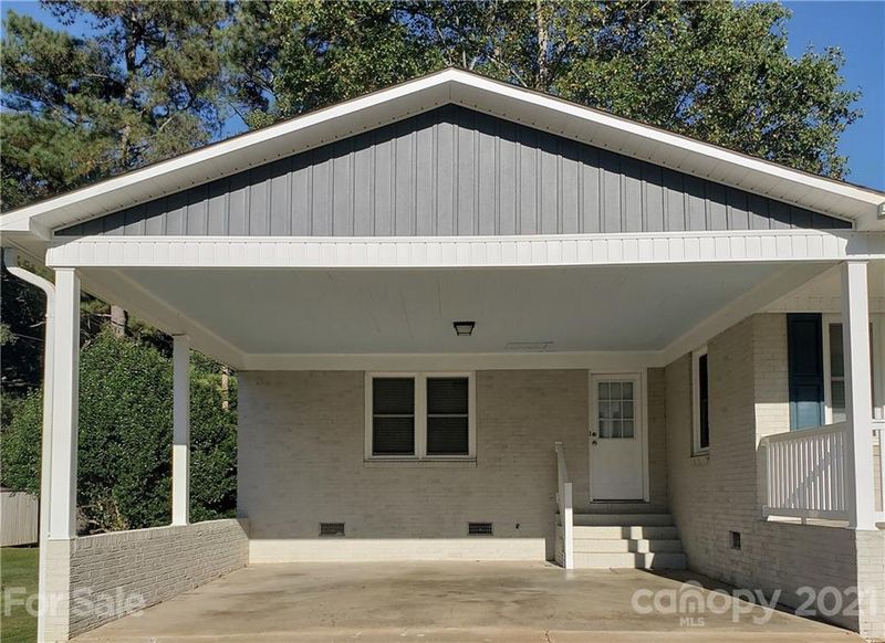 502 Roy Eaker Rd, Cherryville, NC 28021