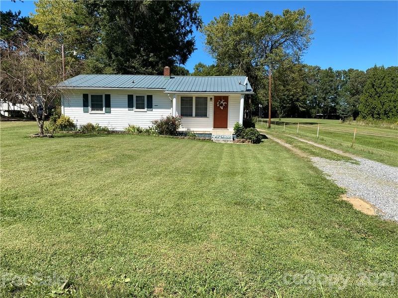 3583 Harmony Hw, Harmony, NC 28634