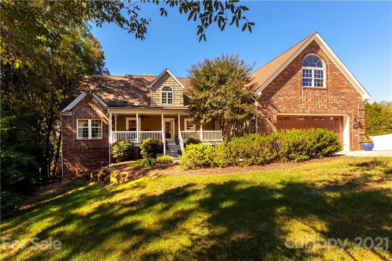 15835 Feeny Ct, Charlotte, NC 28278