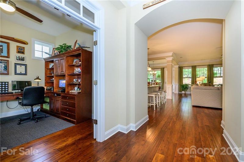 313 Holdsworth Dr, Mount Holly, NC 28120