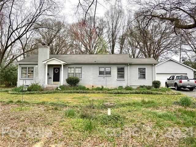 4537 Castleton Rd, Charlotte, NC 28211
