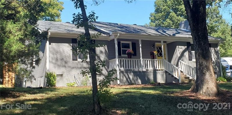 1025 Manassas Dr, Concord, NC 28027