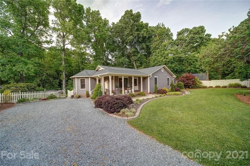 2318 Bearskin Ln, Monroe, NC 28110