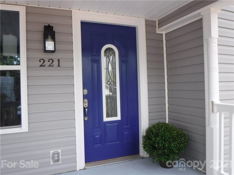 221 W B St, Newton, NC 28658