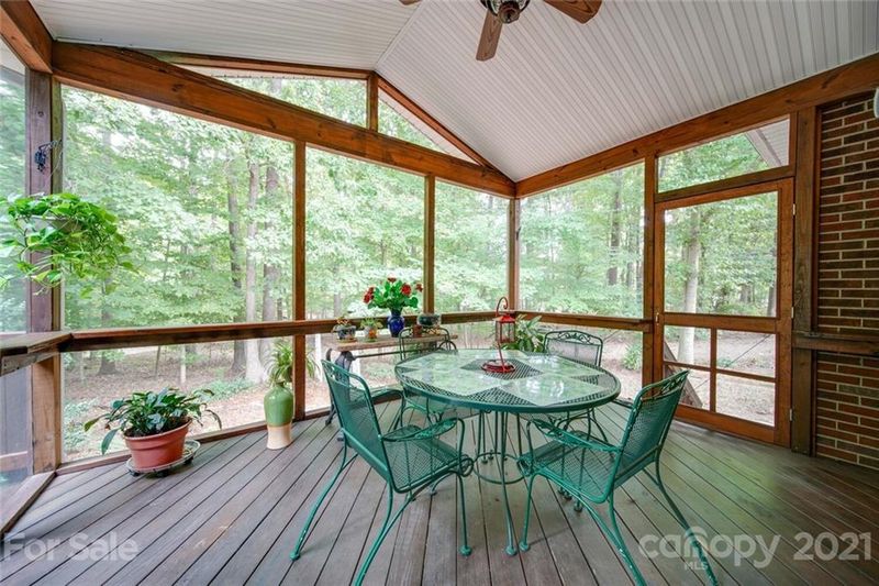 6004 Sentinel Dr, Indian Trail, NC 28079