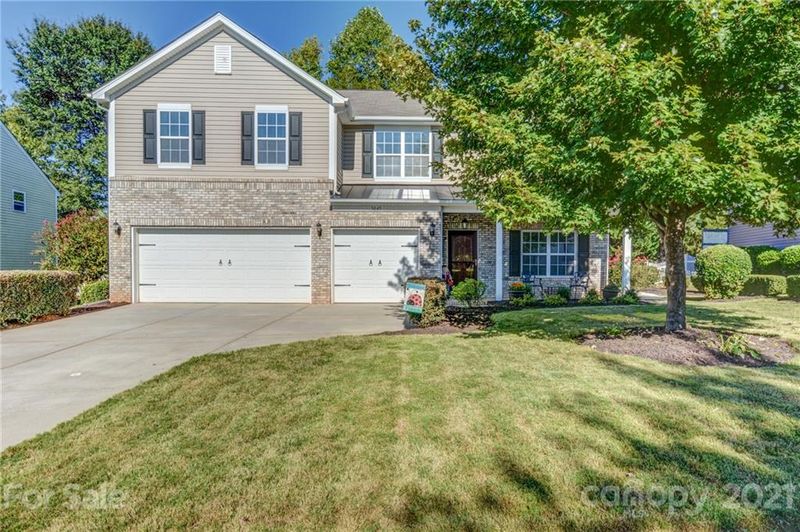 3045 Kilbeggan Dr, Clover, SC 29710