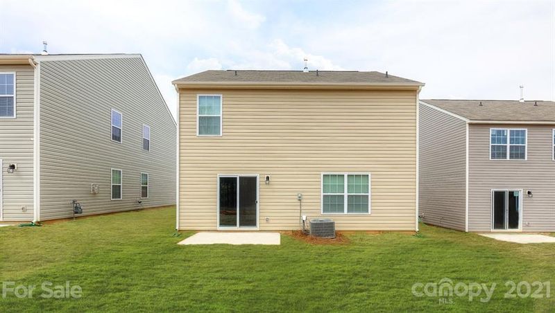 228 Final Stretch Ln, Clover, SC 29710