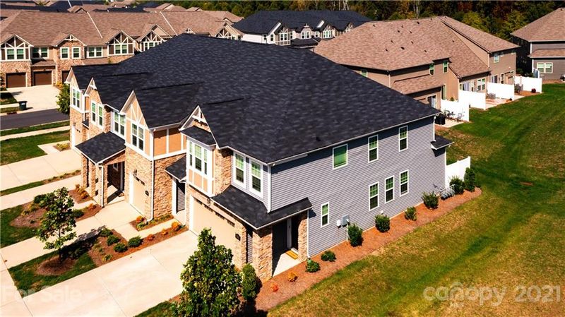 9342 Glenburn Ln, Charlotte, NC 28278
