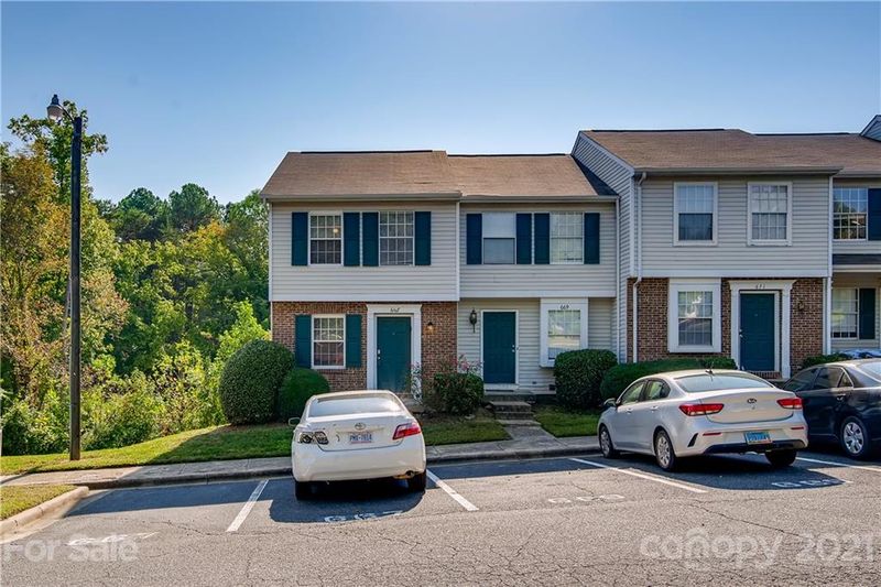 667 Lex Dr, Charlotte, NC 28262