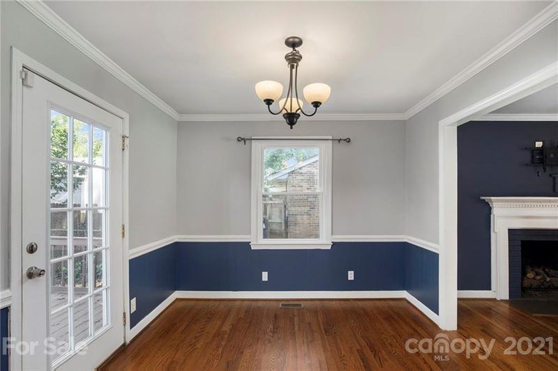 701 Cooper Dr, Charlotte, NC 28210