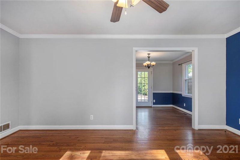 701 Cooper Dr, Charlotte, NC 28210