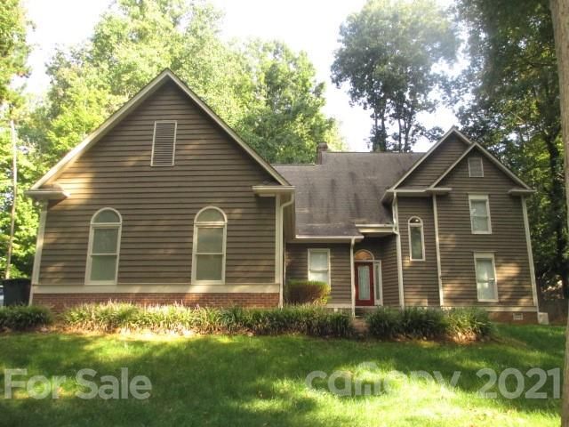 2828 Wimbledon Dr, Gastonia, NC 28056