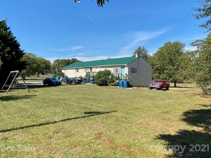 1311 23rd St SW, Hickory, NC 28602