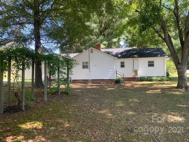140 Westover Ave, Kannapolis, NC 28081