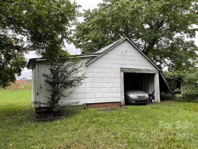 830 S Ridge Ave, Kannapolis, NC 28083