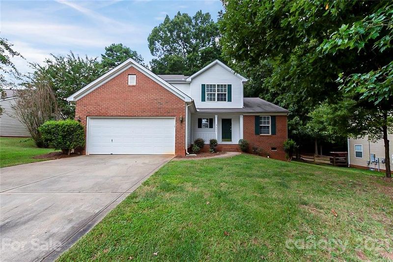 533 Danfield Dr, Clover, SC 29710