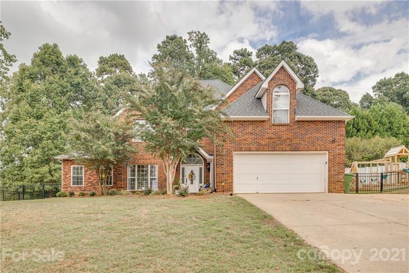101 Shade Tree Cir, Fort Mill, SC 29715