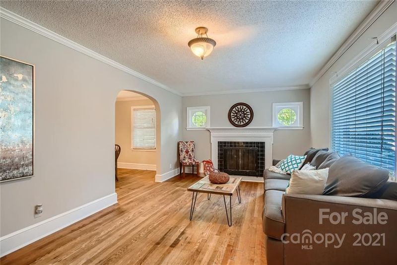 8633 Old Plank Rd, Charlotte, NC 28216