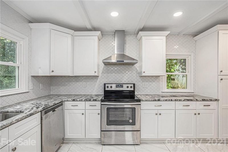 819 Imperial Dr, Gastonia, NC 28054
