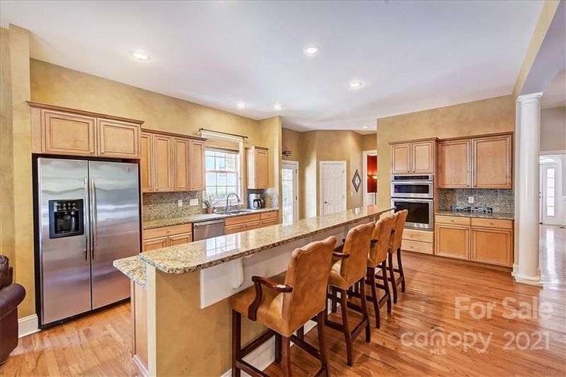 612 Wolfe St, Davidson, NC 28036
