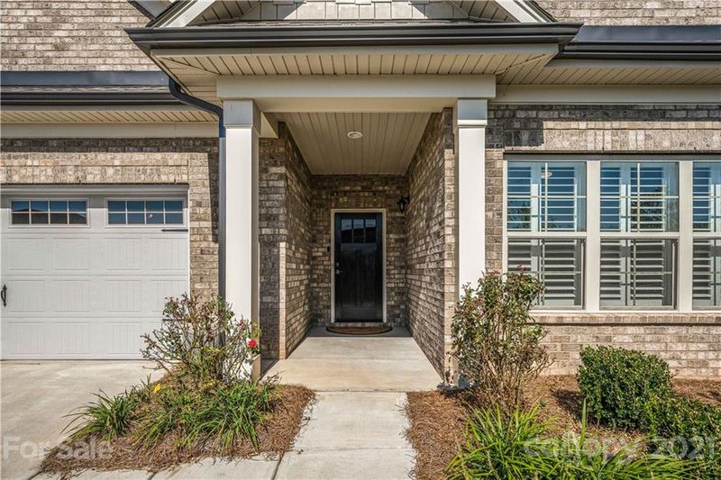 5248 Courtyard Ln, Belmont, NC 28012