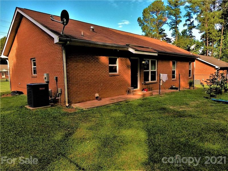 516 N Secrest Ave, Monroe, NC 28110