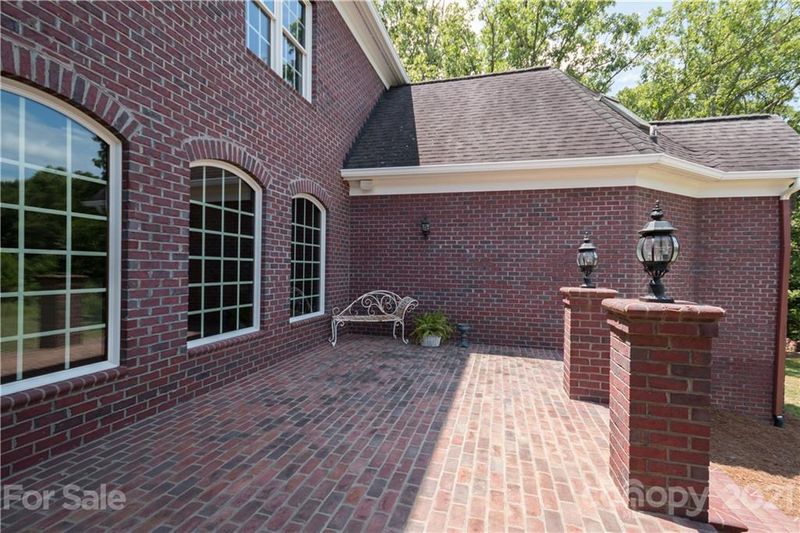 2005 Irby Rd, Monroe, NC 28112