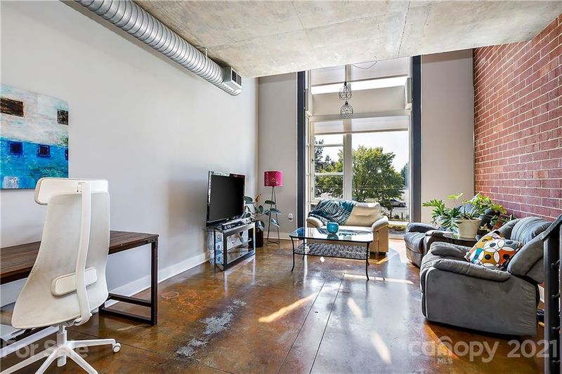 710 Trade St #315, Charlotte, NC 28202