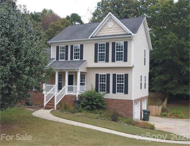 2730 25th St NE, Hickory, NC 28601
