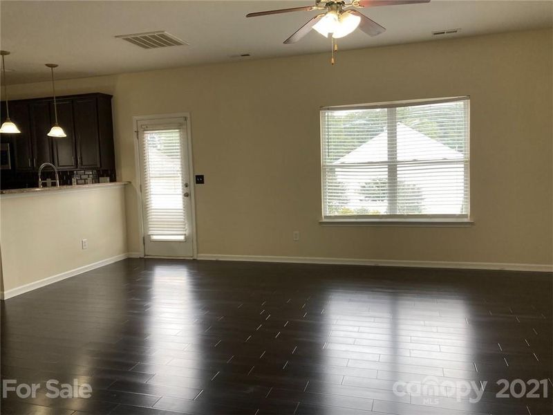 8612 Old Potters Rd, Charlotte, NC 28269
