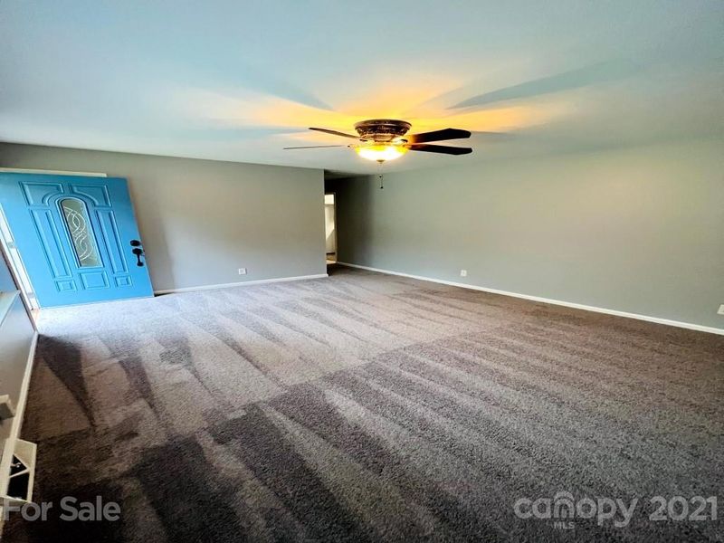 5124 Hoover Dr, Charlotte, NC 28269