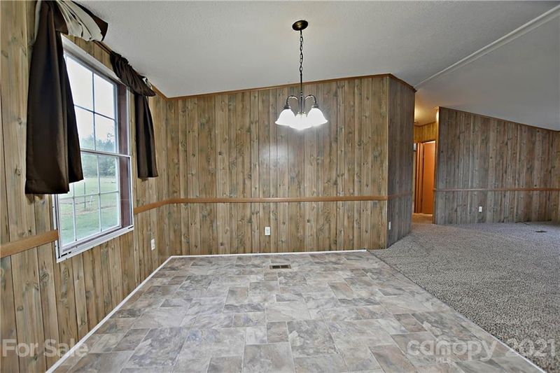 2414 Shady Pine Dr, Chester, SC 29706