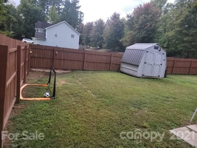 268 Mission Tripp St, Kannapolis, NC 28083