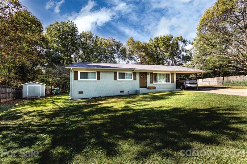 3901 Willowbrook Cir, Gastonia, NC 28056