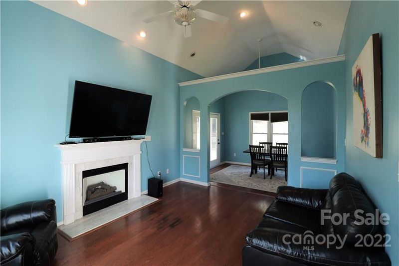 600 Devonwood Ct, Gastonia, NC 28052