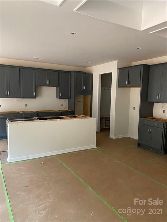 8013 Green Heron Ct, Belmont, NC 28012