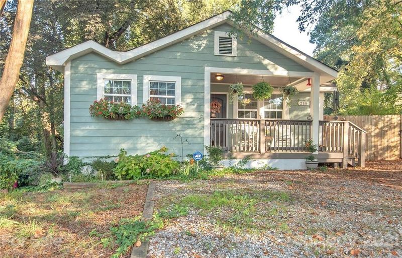 218 Coxe Ave, Charlotte, NC 28208