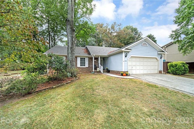 6346 Danbrooke Park Dr, Mint Hill, NC 28227