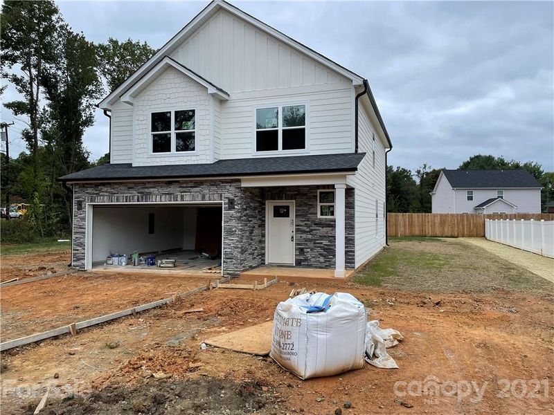 5801 Martin Lake Rd, Charlotte, NC 28227