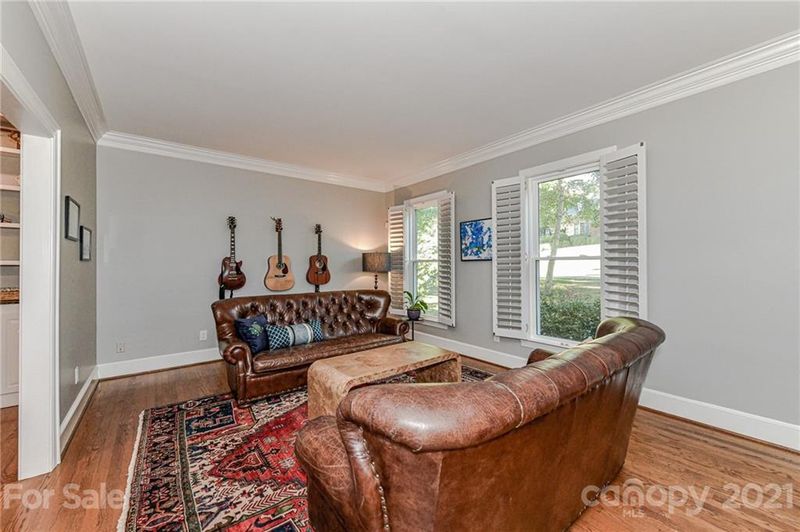 10409 Oak Pond Cir, Charlotte, NC 28277