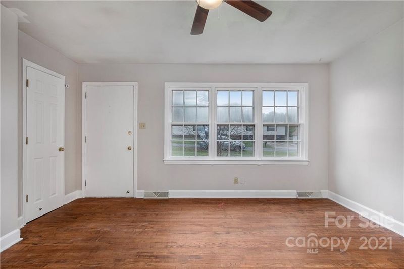 308 North Dale Ave, Kannapolis, NC 28081