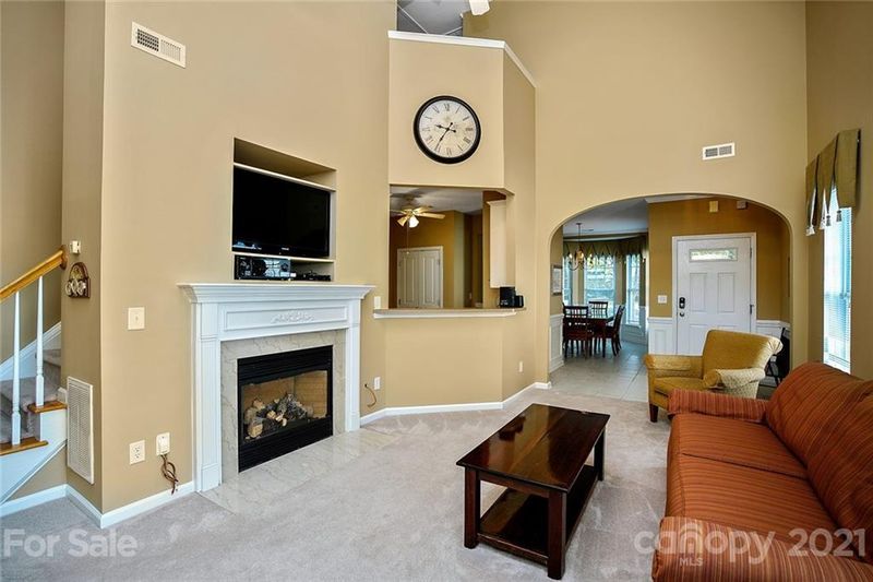 1009 Hammond Dr, Matthews, NC 28104