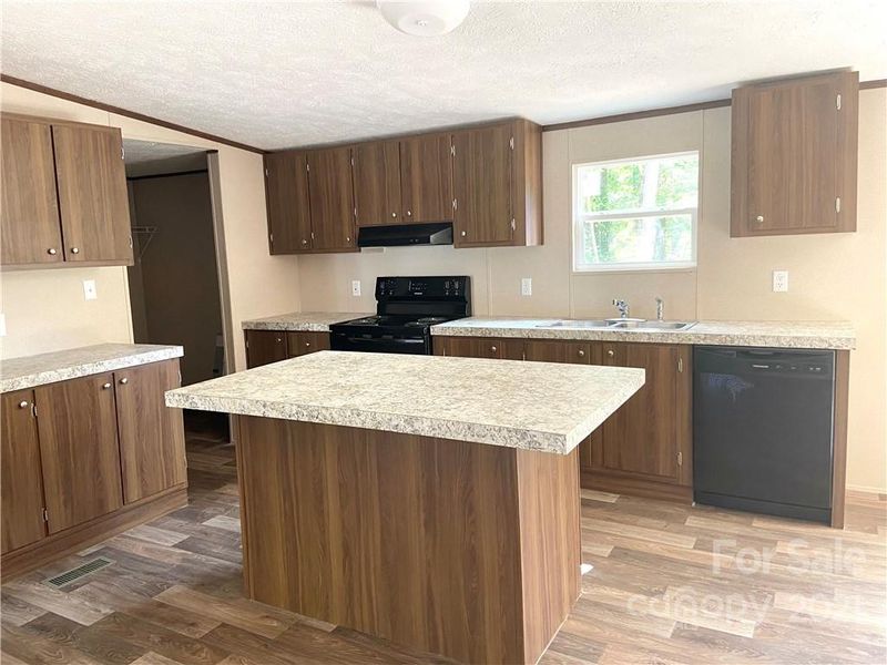 1005 E Arch St, Lancaster, SC 29720