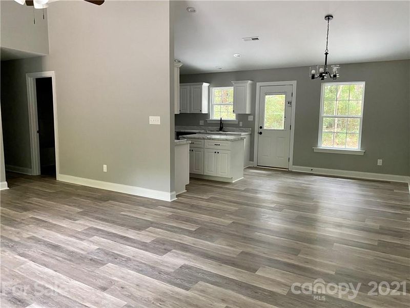 1017 Shady Ln, Lancaster, SC 29720