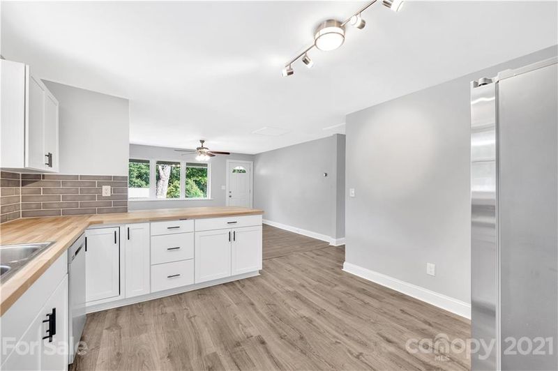 220 Ferstl Ave, Belmont, NC 28012