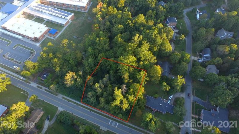 404 Dakota St, Kannapolis, NC 28083