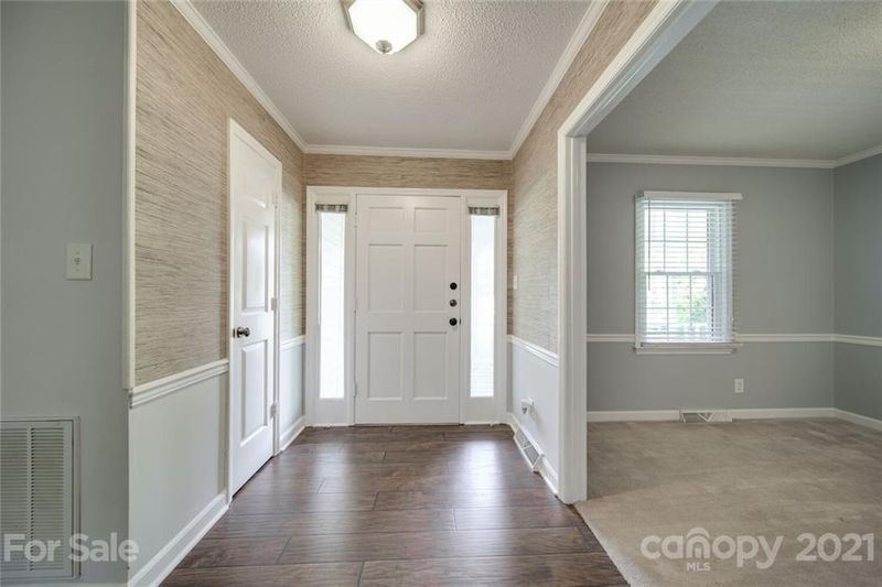2246 Light Brigade Dr, Matthews, NC 28105