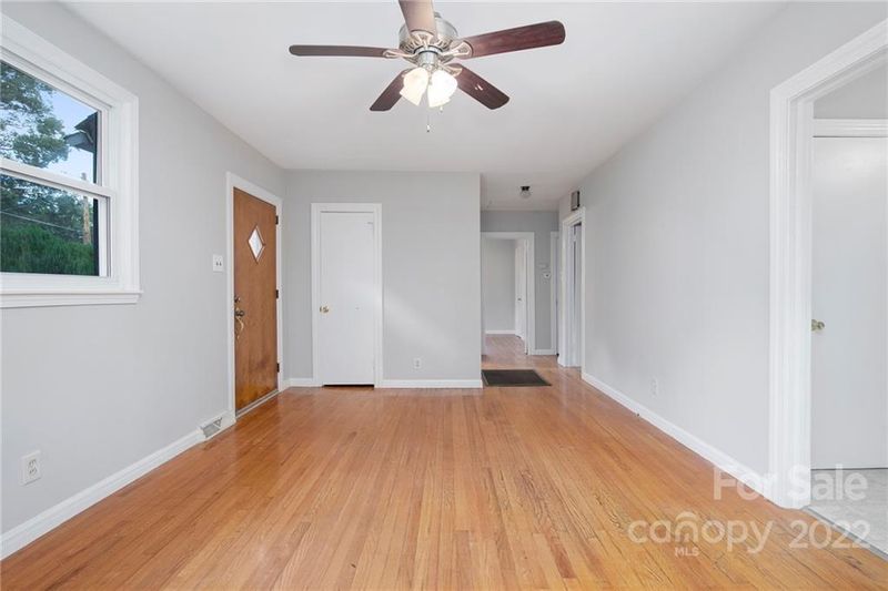 542 Davis St, Statesville, NC 28677