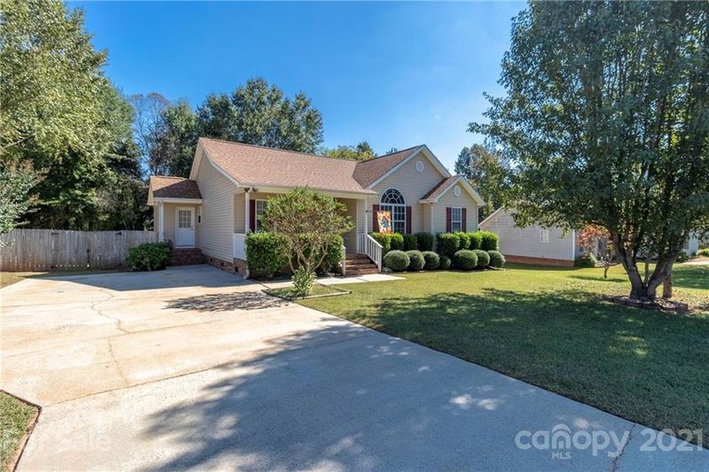764 Chipmeadow Ln, York, SC 29745