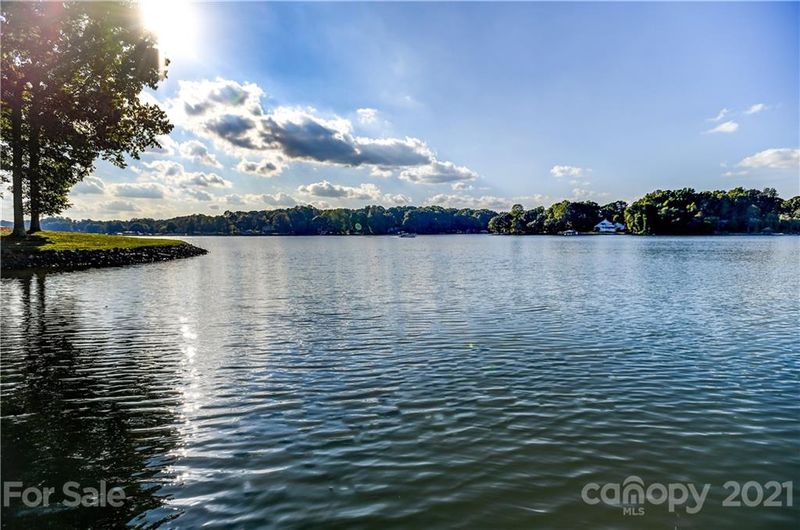 302 Marietta Rd, Mooresville, NC 28117
